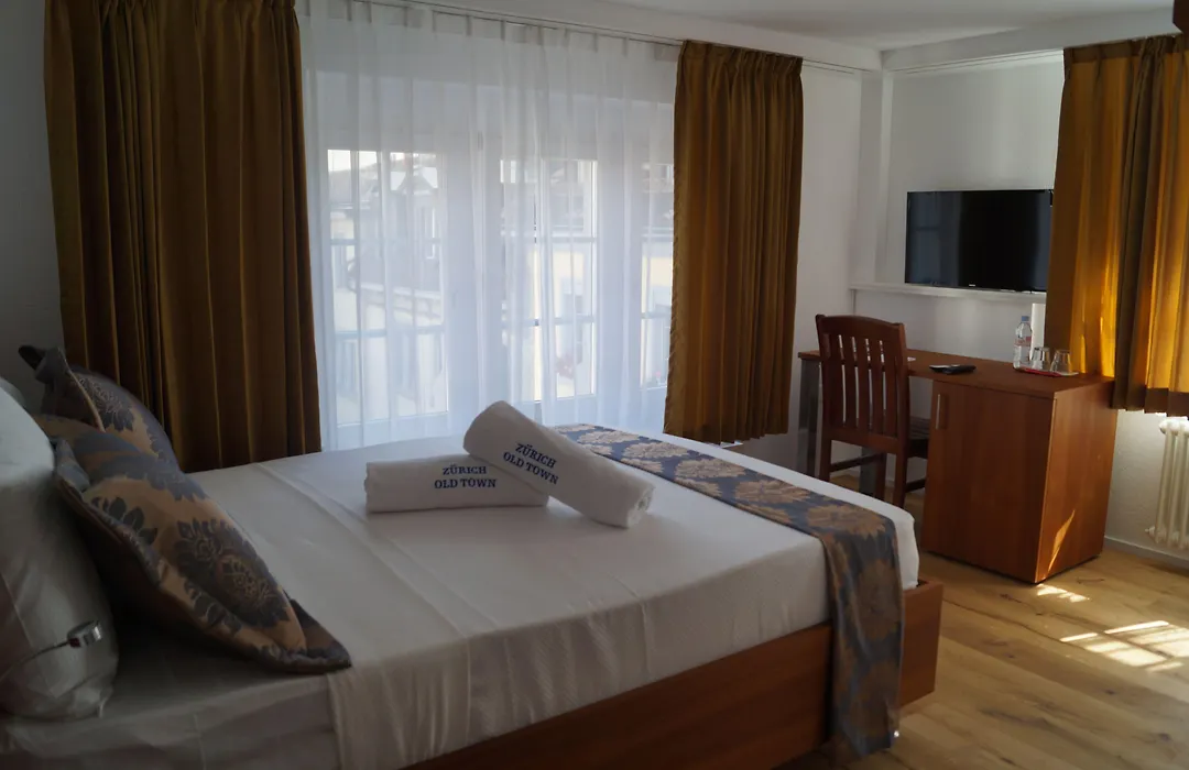 Hotel Old Town-1