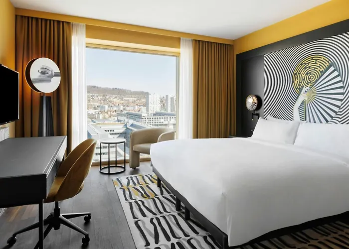 Renaissance Zurich Tower Hotel